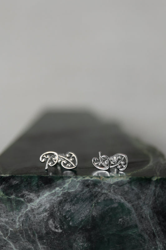 Whakamanawa Stud Earring Silver